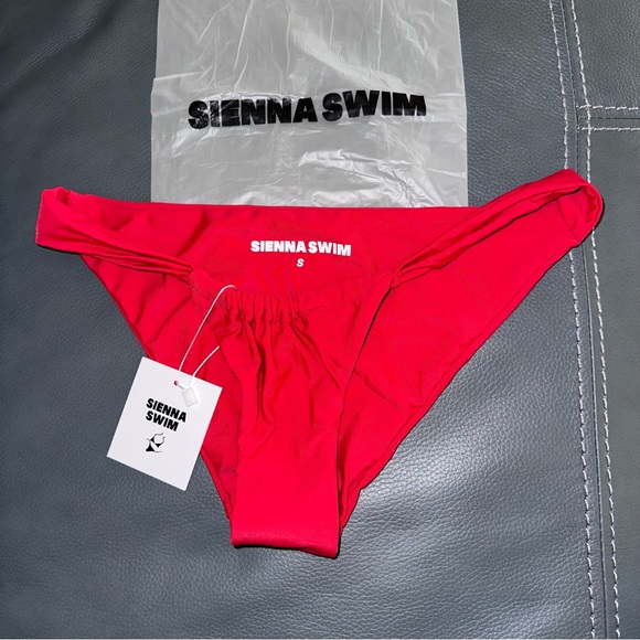 Sienna Swim Dana Swim Bikini Bottom - Picture 1 of 3
